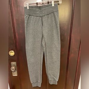Lululemon joggers - Size 2